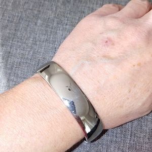 Gorgeous silver bracelet